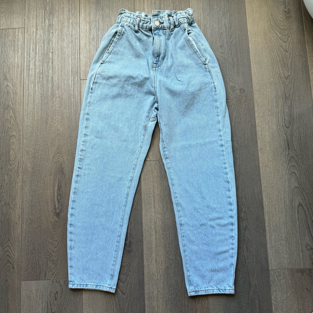 ZARA Tapered High Rise Jeans Size 0